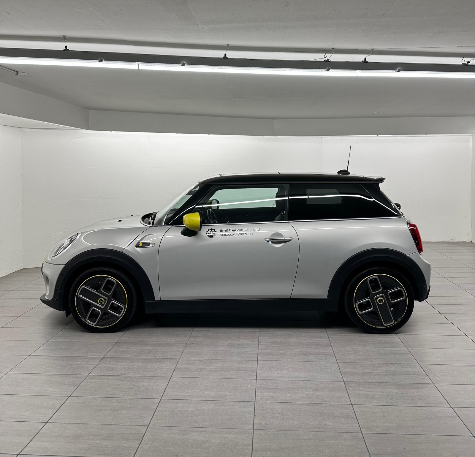 MINI F56 Cooper SE-image-2