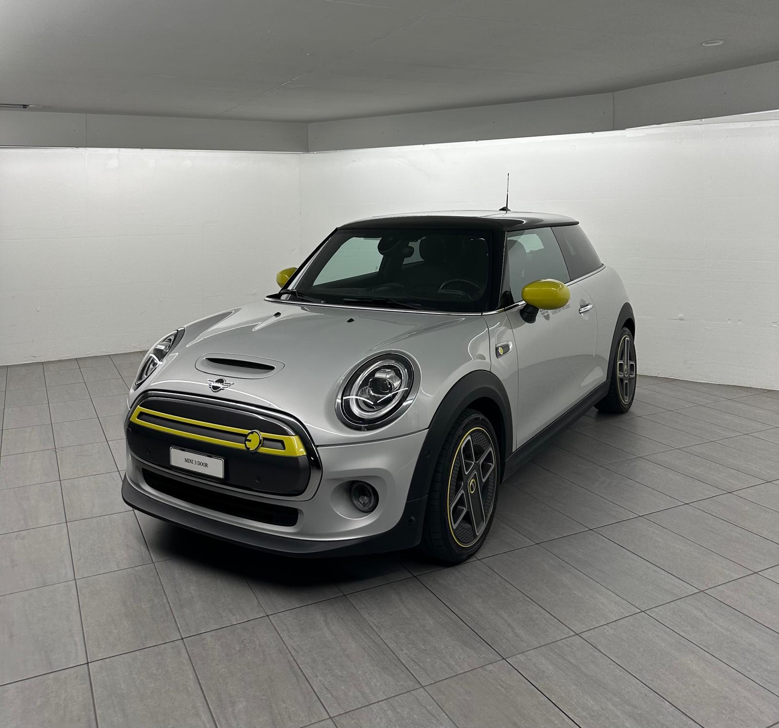 MINI F56 Cooper SE-image-1