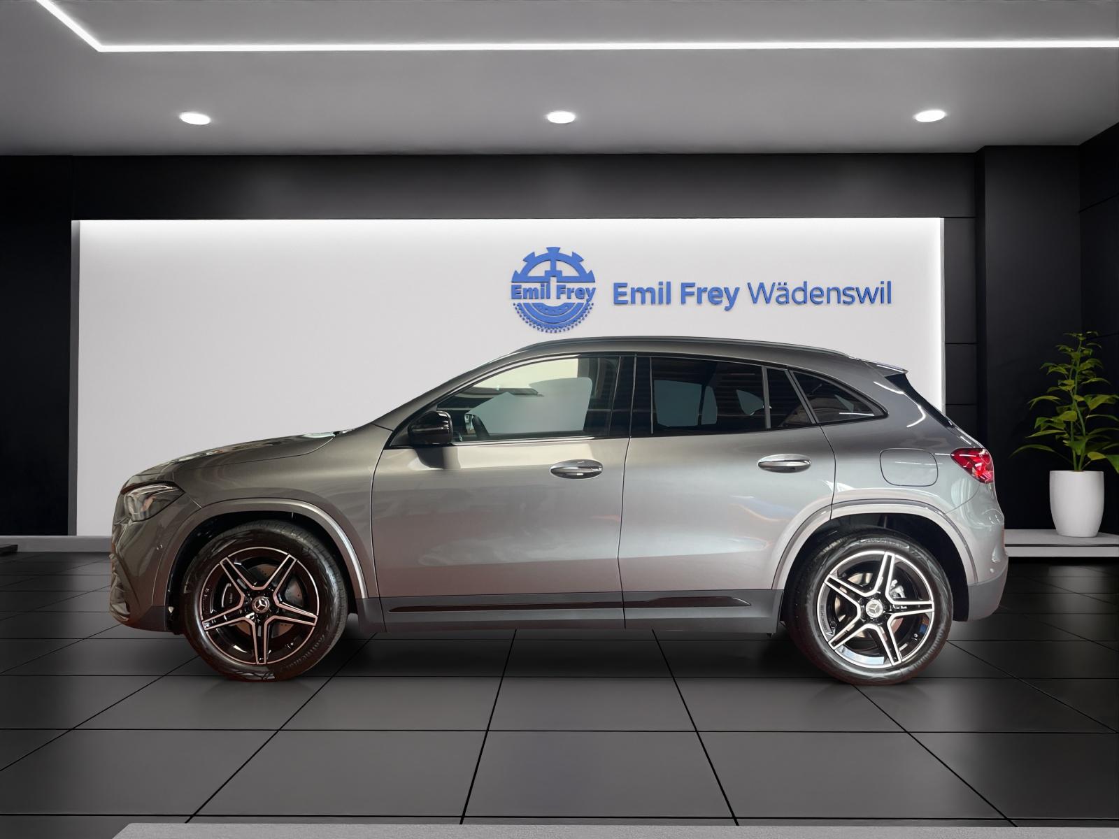 MERCEDES-BENZ GLA 200 Night Star AMG Line-image-1