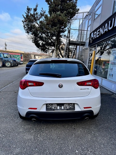 ALFA ROMEO Giulietta 2.0 JTDM Super TCT-image-4