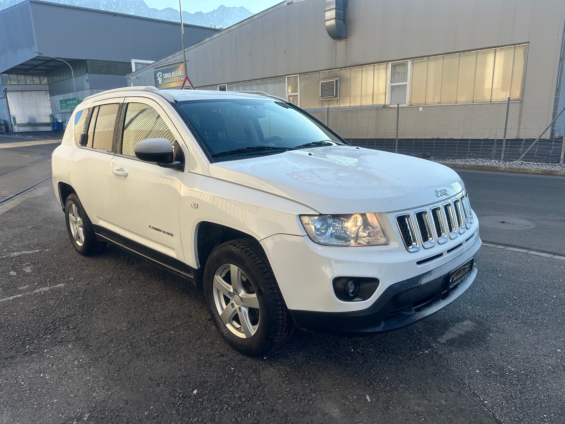 JEEP Compass 2.4 Limited CVT-image-1