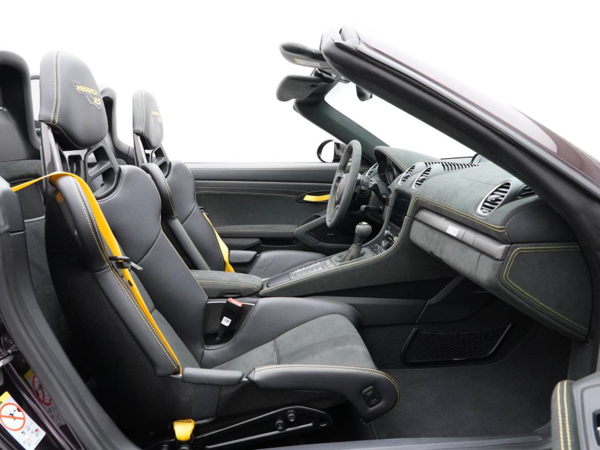 PORSCHE 718 Spyder RS-image-25
