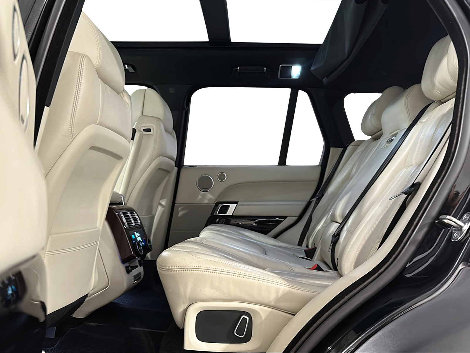 LAND ROVER Range Rover 4.4 SDV8 Autobiography Automatic-image-12