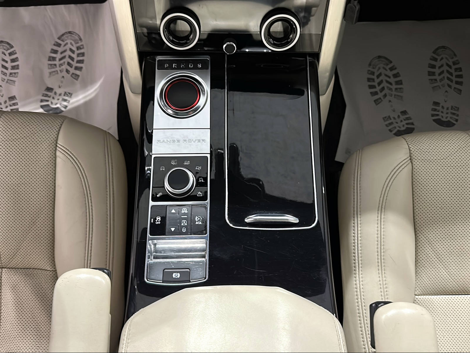 LAND ROVER Range Rover 4.4 SDV8 Autobiography Automatic-image-17