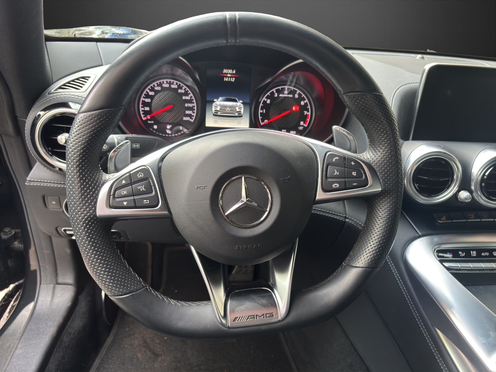 MERCEDES-BENZ AMG GT Roadster Speedshift DCT-image-14