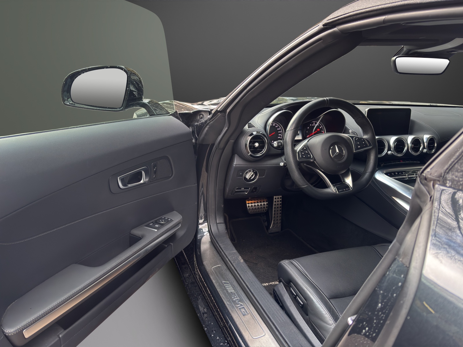MERCEDES-BENZ AMG GT Roadster Speedshift DCT-image-13