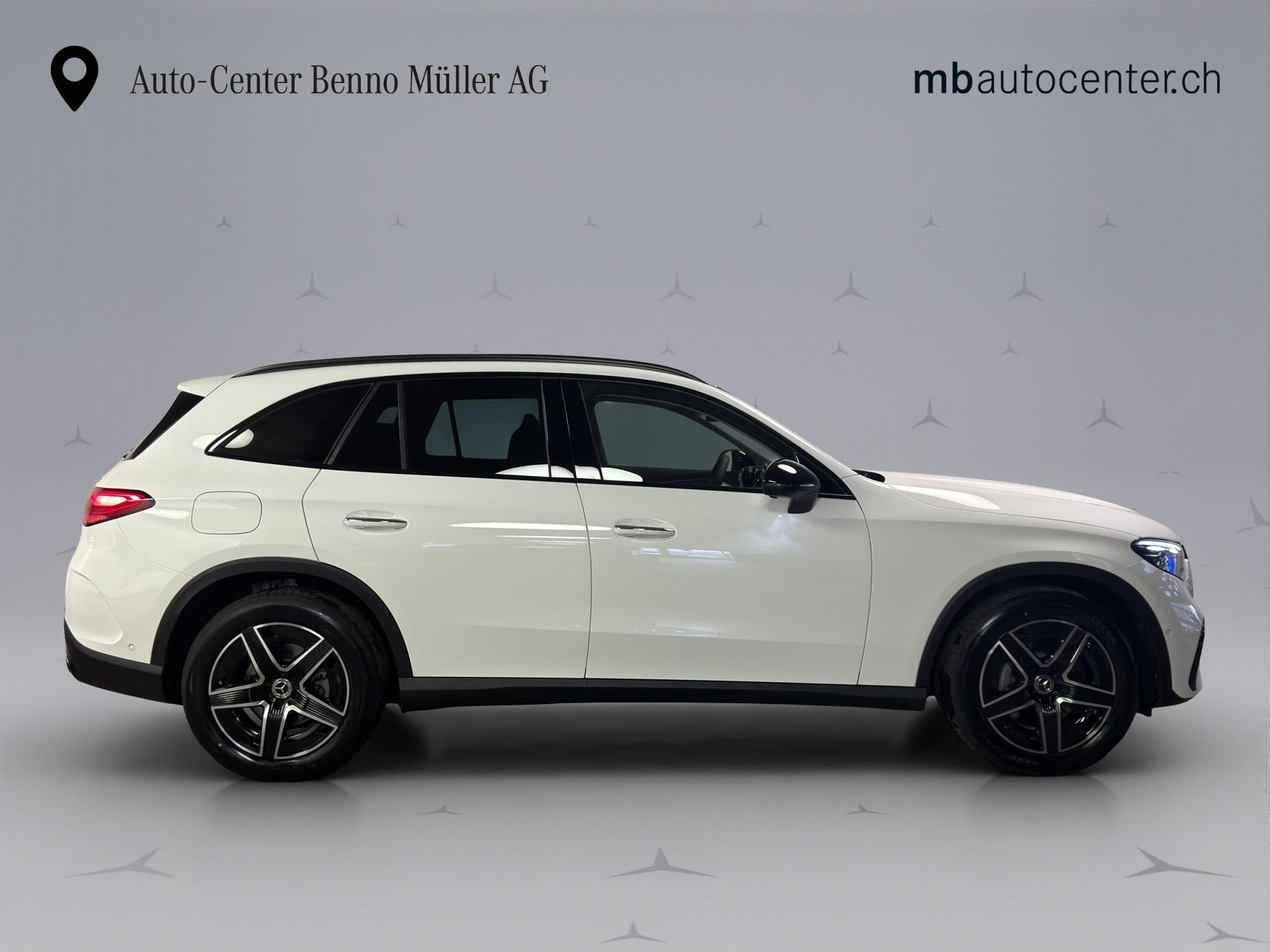 MERCEDES-BENZ GLC 220 d AMG Line 4matic-image-6