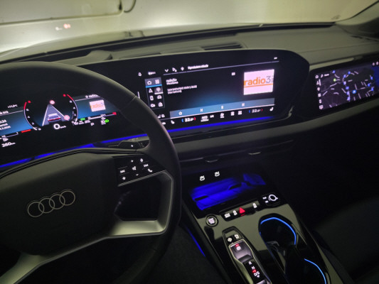 AUDI A5 Avant quattro 150kw S-Line Edition One-image-11