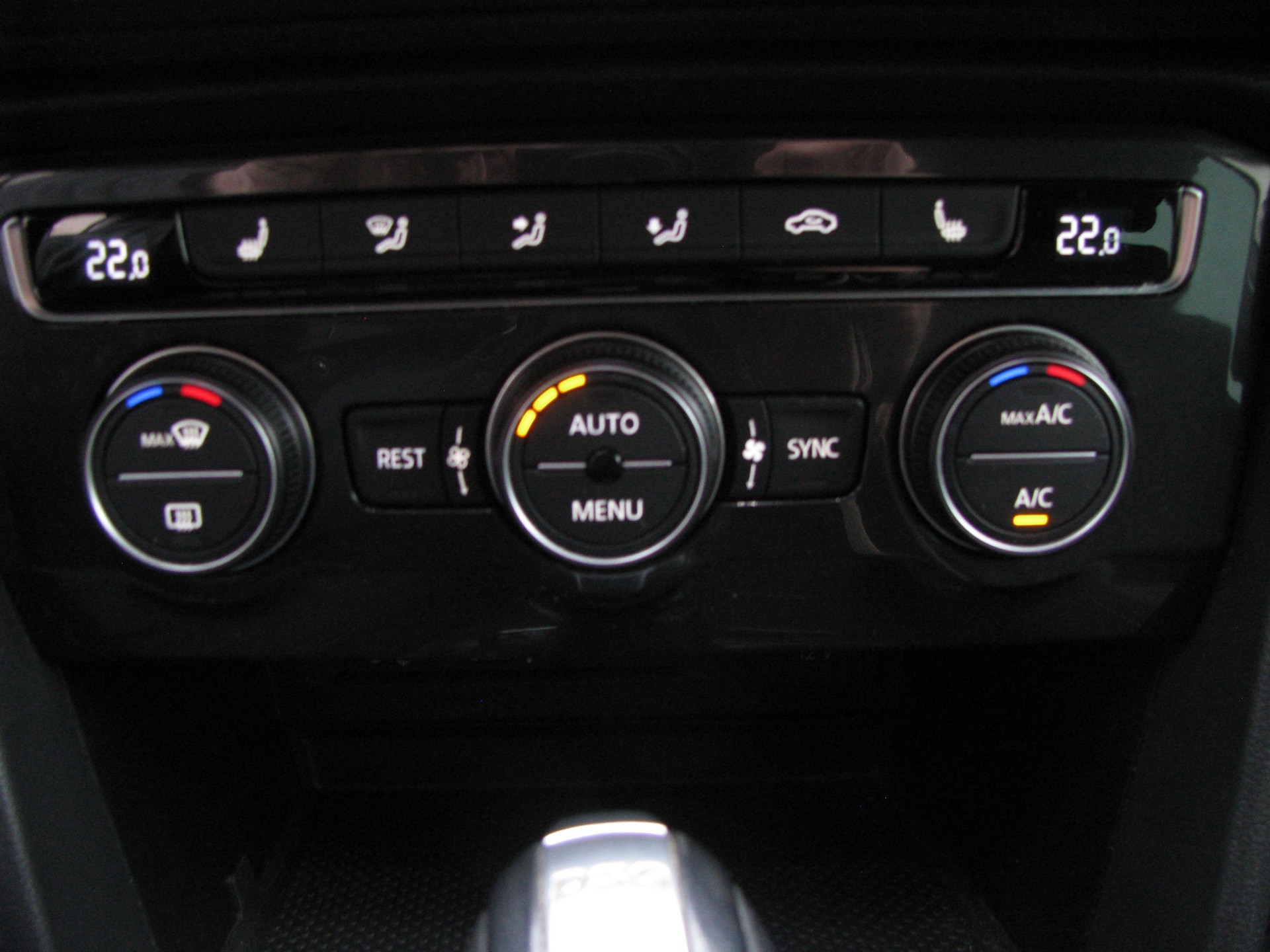 VW Tiguan 2.0 TDI SCR Highline4Motion DSG-image-10