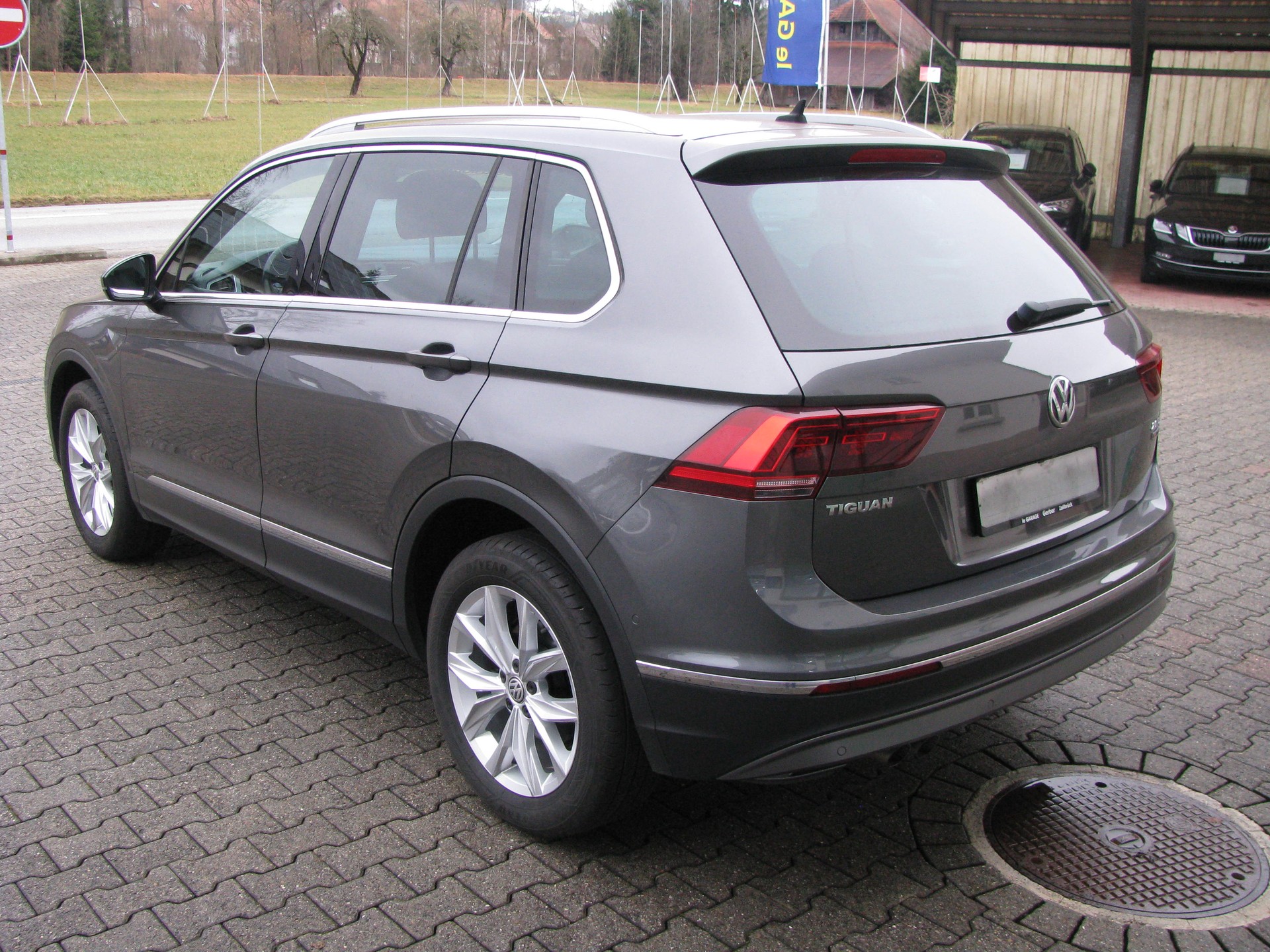 VW Tiguan 2.0 TDI SCR Highline4Motion DSG-image-2