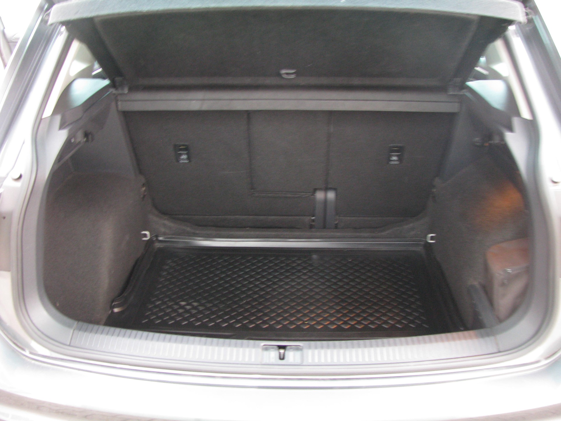 VW Tiguan 2.0 TDI SCR Highline4Motion DSG-image-6