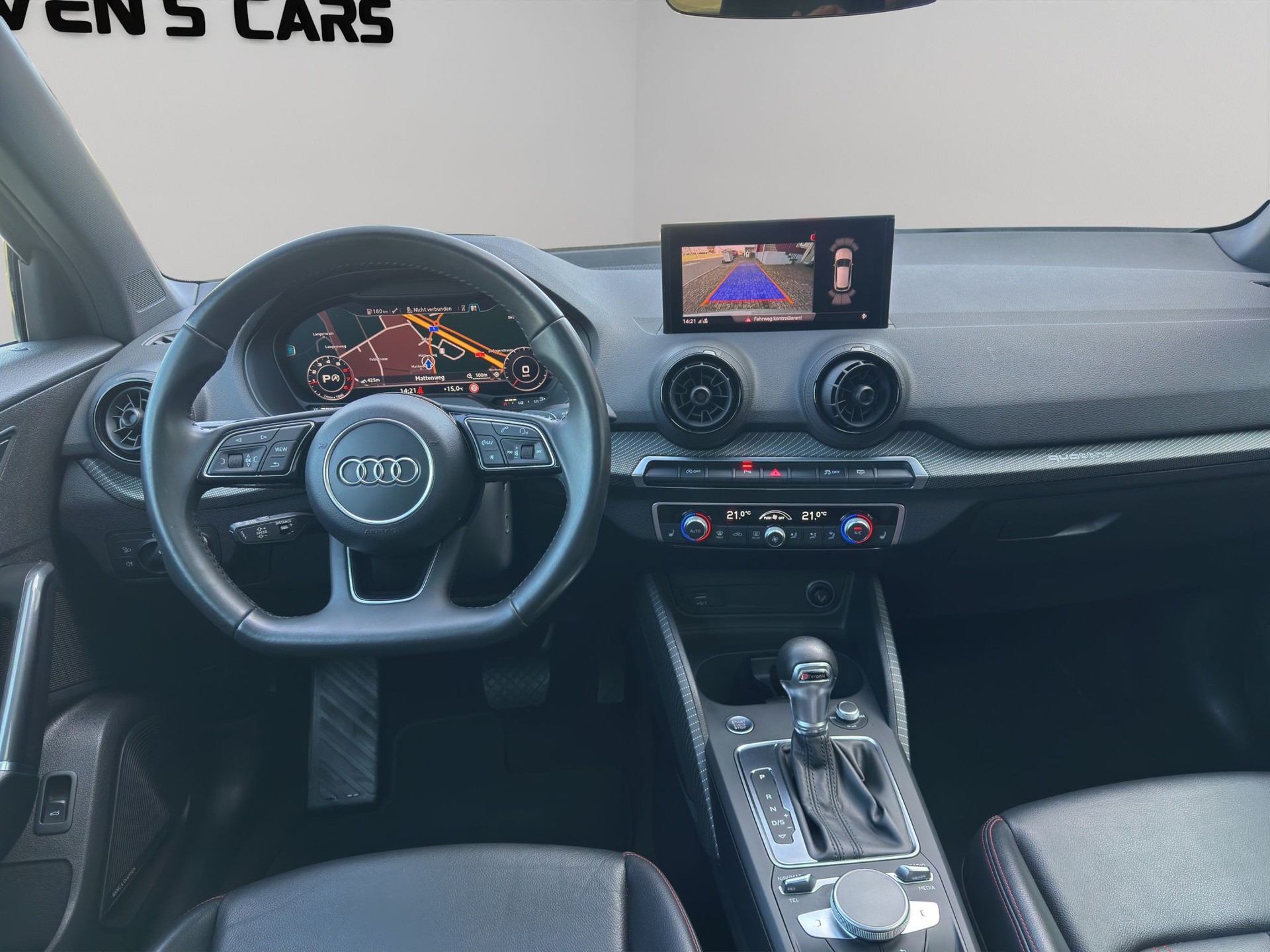 AUDI Q2 2.0 TFSI sport quattro S-tronic-image-16