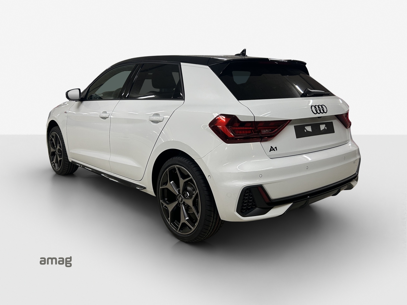 AUDI A1 Sportback 30 TFSI S Line Attraction S-tronic-image-2