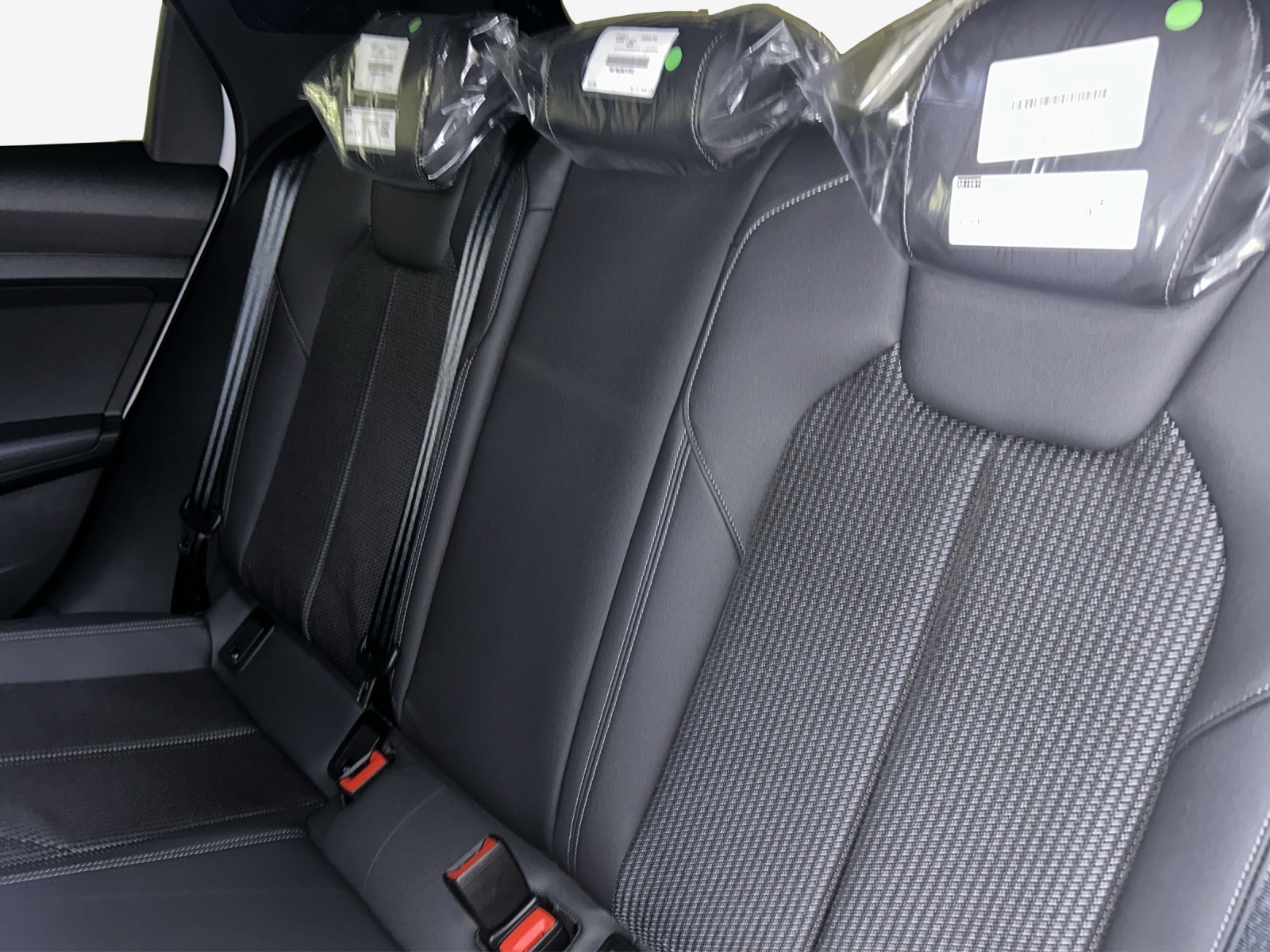 AUDI A1 Sportback 30 TFSI S Line Attraction S-tronic-image-12