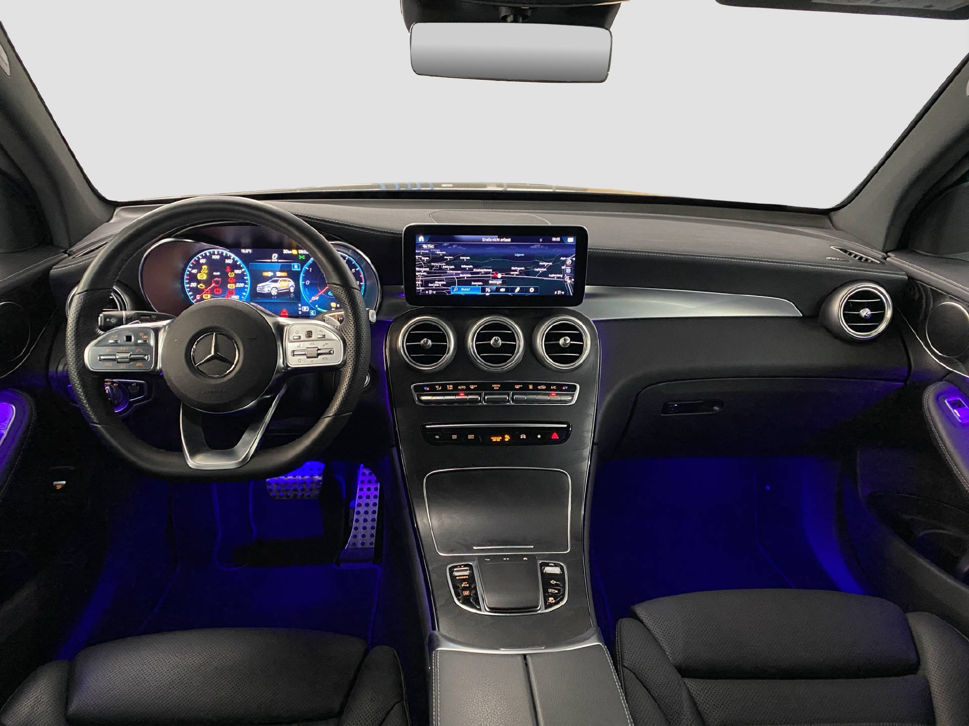 MERCEDES-BENZ GLC 300 de AMG Line 4MATIC-image-8