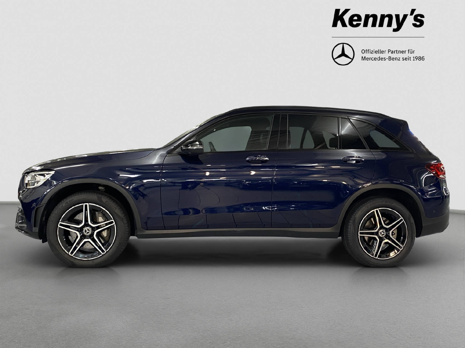 MERCEDES-BENZ GLC 300 de AMG Line 4MATIC-image-3