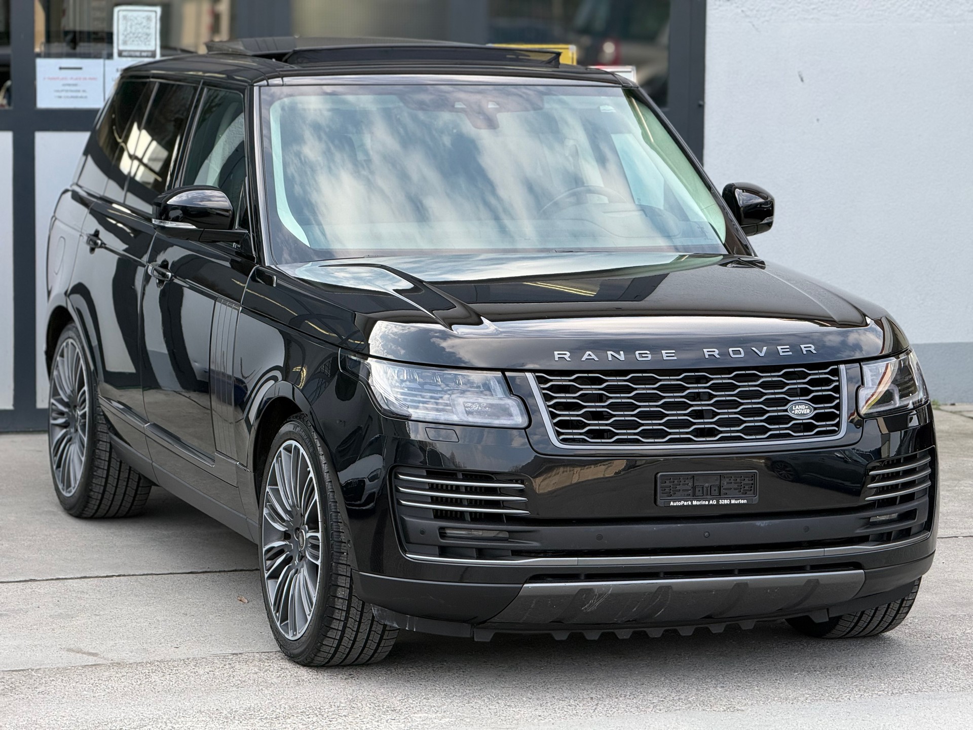 LAND ROVER Range Rover 4.4 SDV8 Autobiography Automatic-image-3