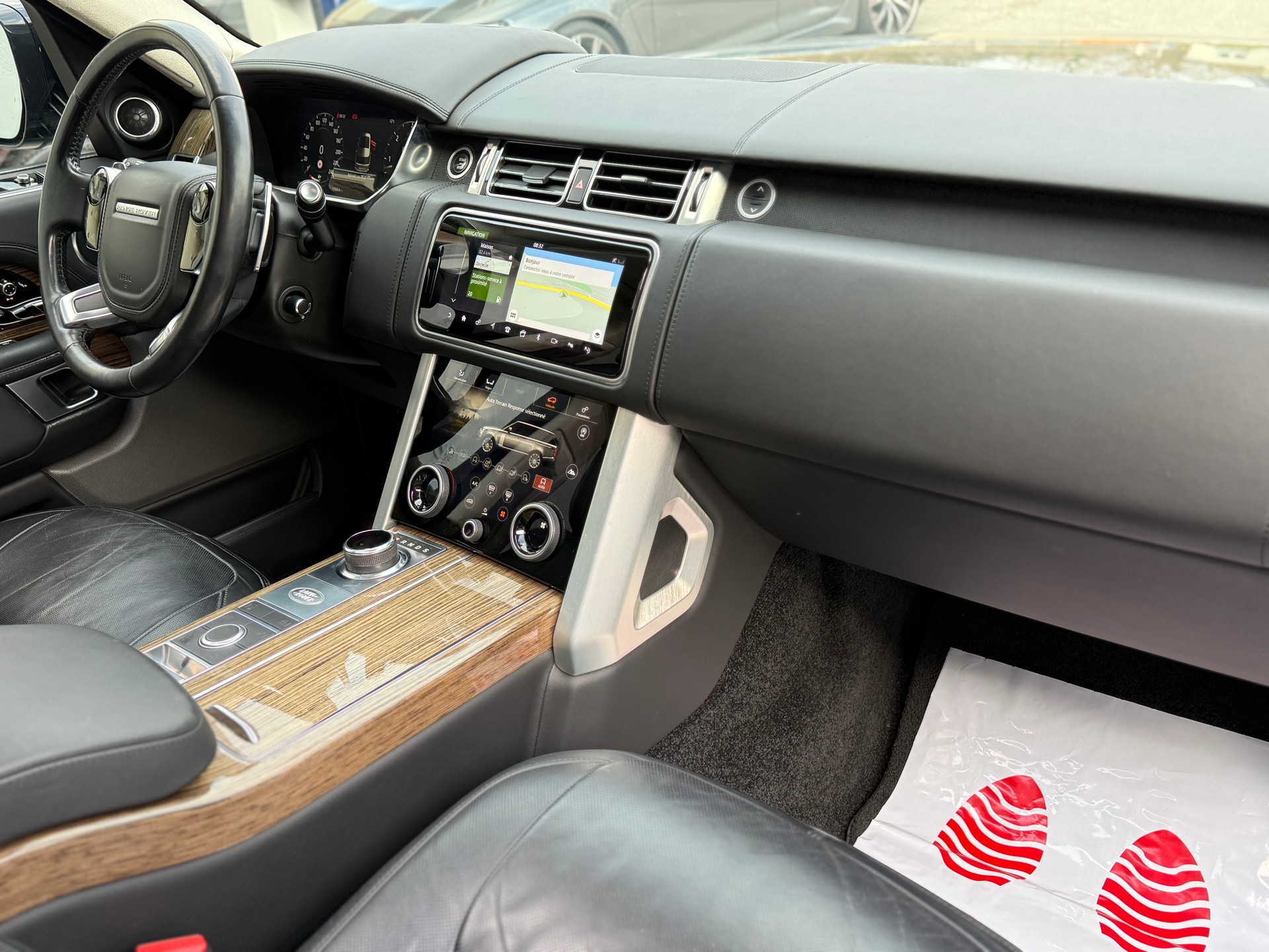 LAND ROVER Range Rover 4.4 SDV8 Autobiography Automatic-image-13