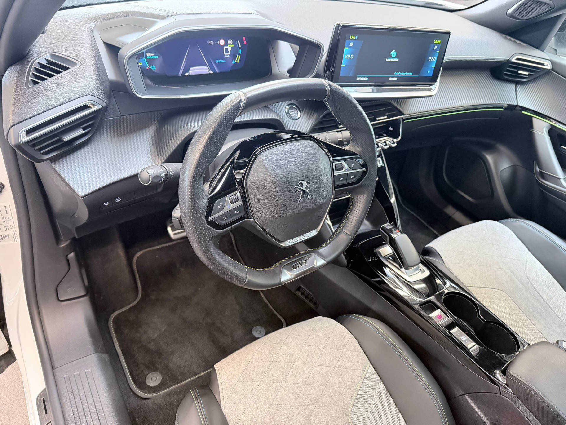 PEUGEOT 2008 e-GT Pack-image-5
