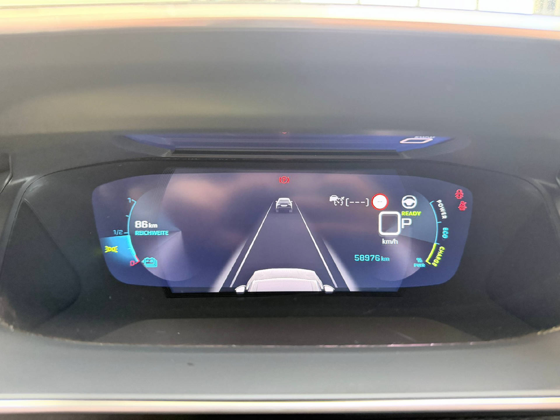 PEUGEOT 2008 e-GT Pack-image-9