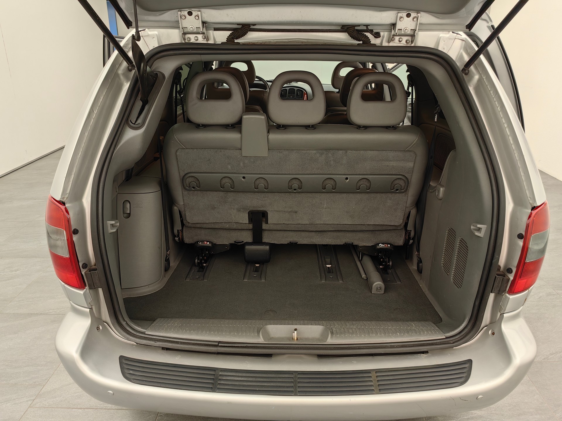 CHRYSLER Grand Voyagerger 3.3 AWD-image-11