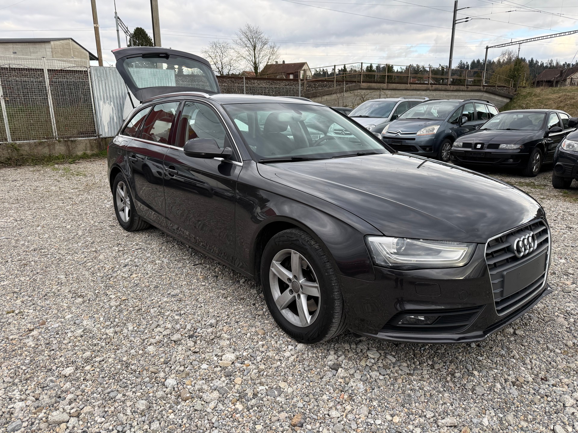 AUDI A4 Avant 2.0 TDI multitronic-image-1