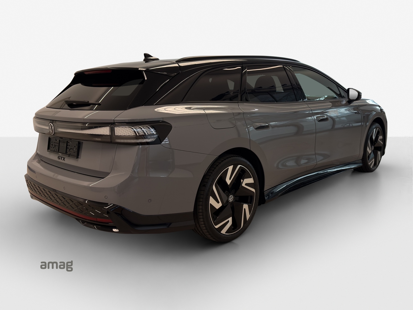 VW ID.7 Tourer GTX 86 kWh GTX 4 Motion-image-4