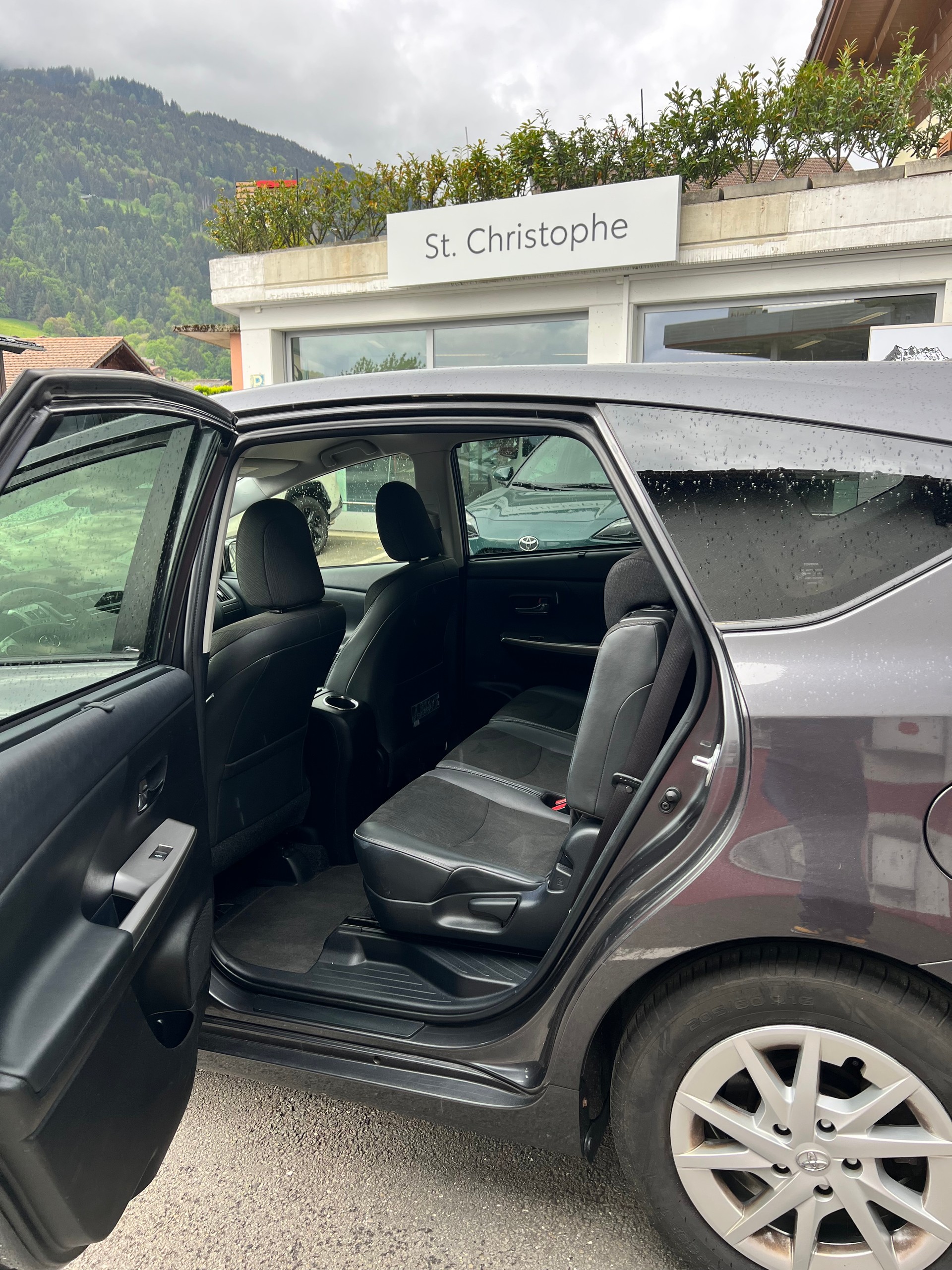 TOYOTA Prius+ 1.8 VVT-i HSD Style-image-10