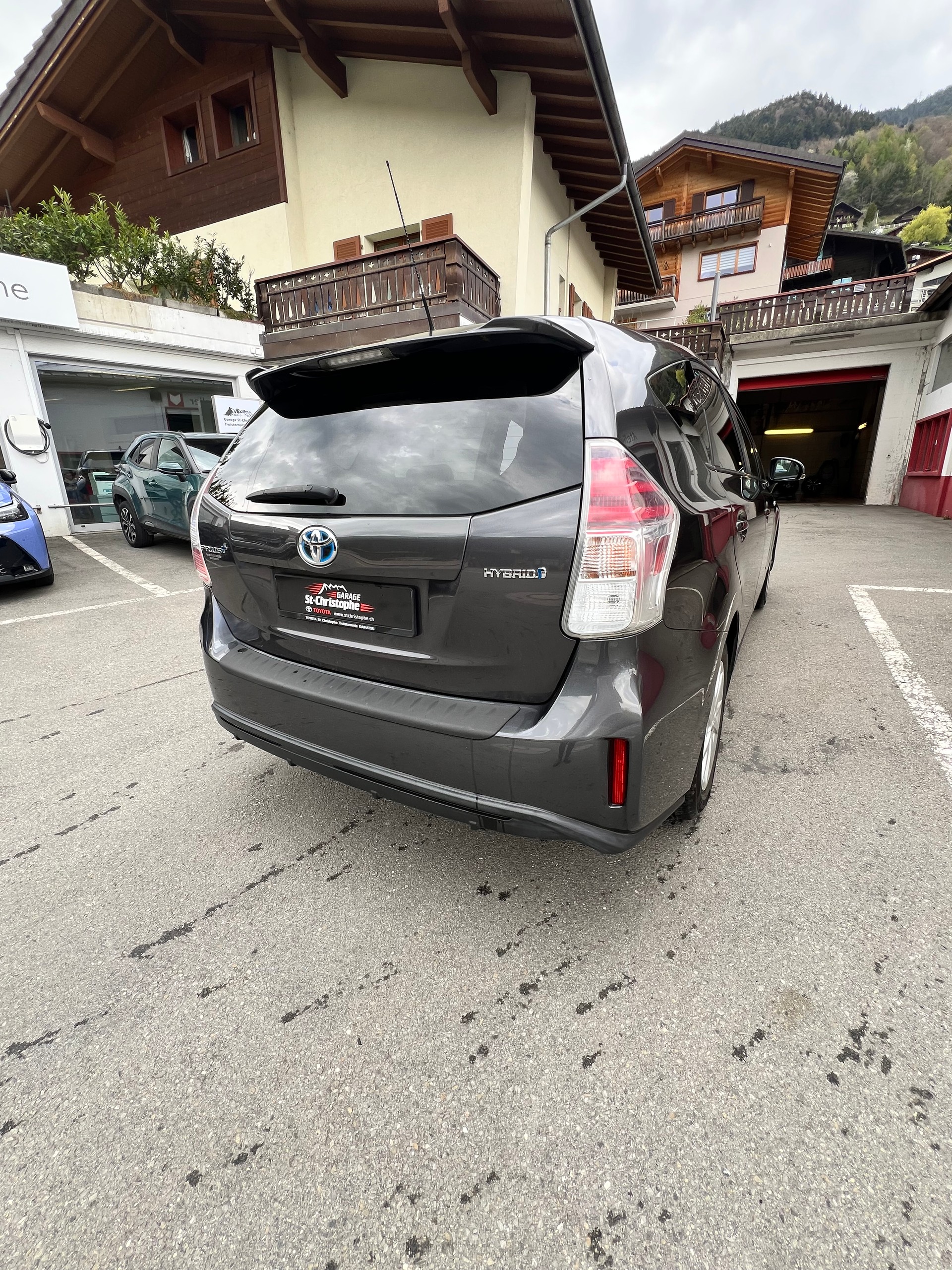 TOYOTA Prius+ 1.8 VVT-i HSD Style-image-3