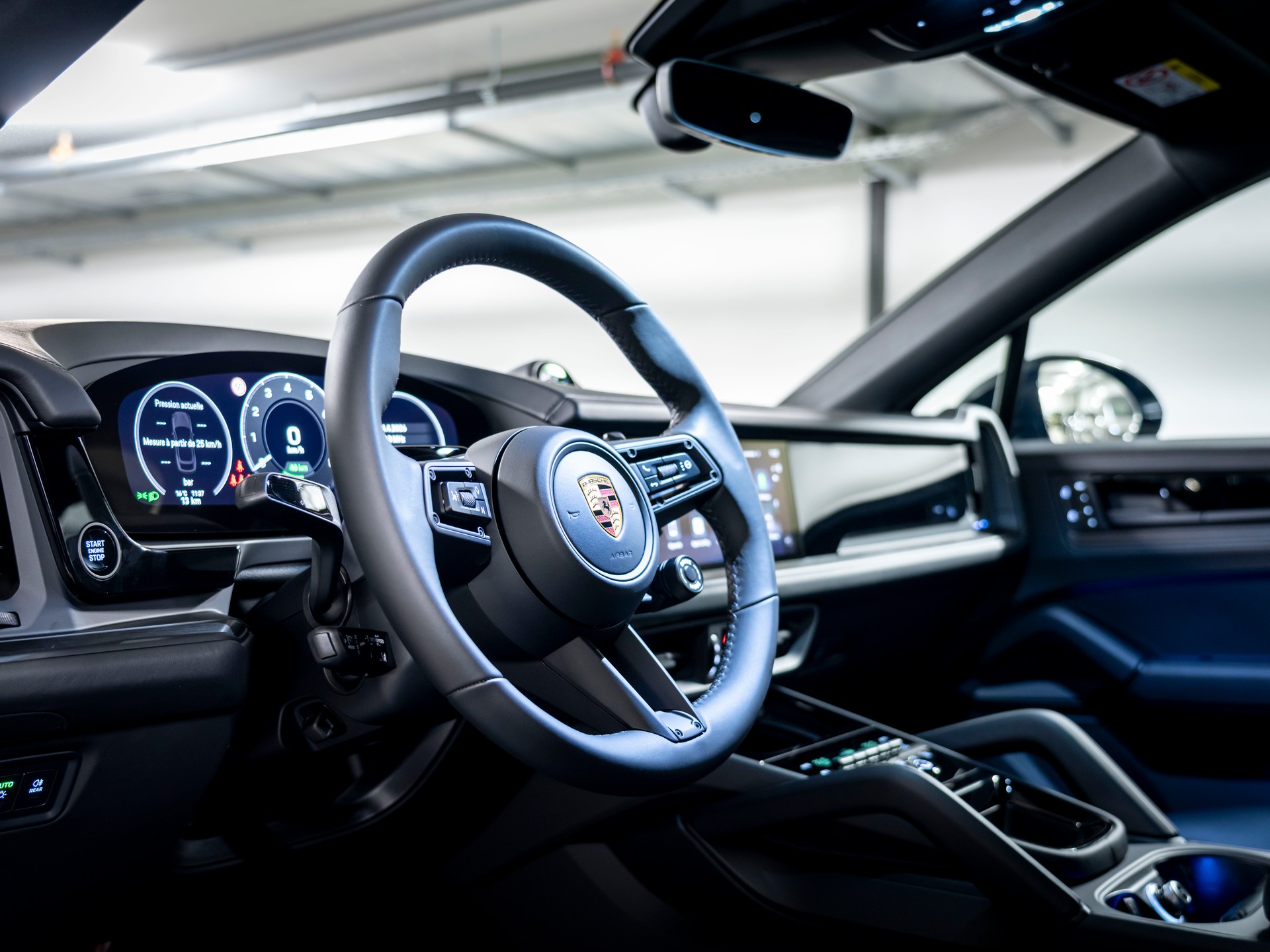 PORSCHE Cayenne Coupé E-Hybrid Black Edition Tiptronic-image-15