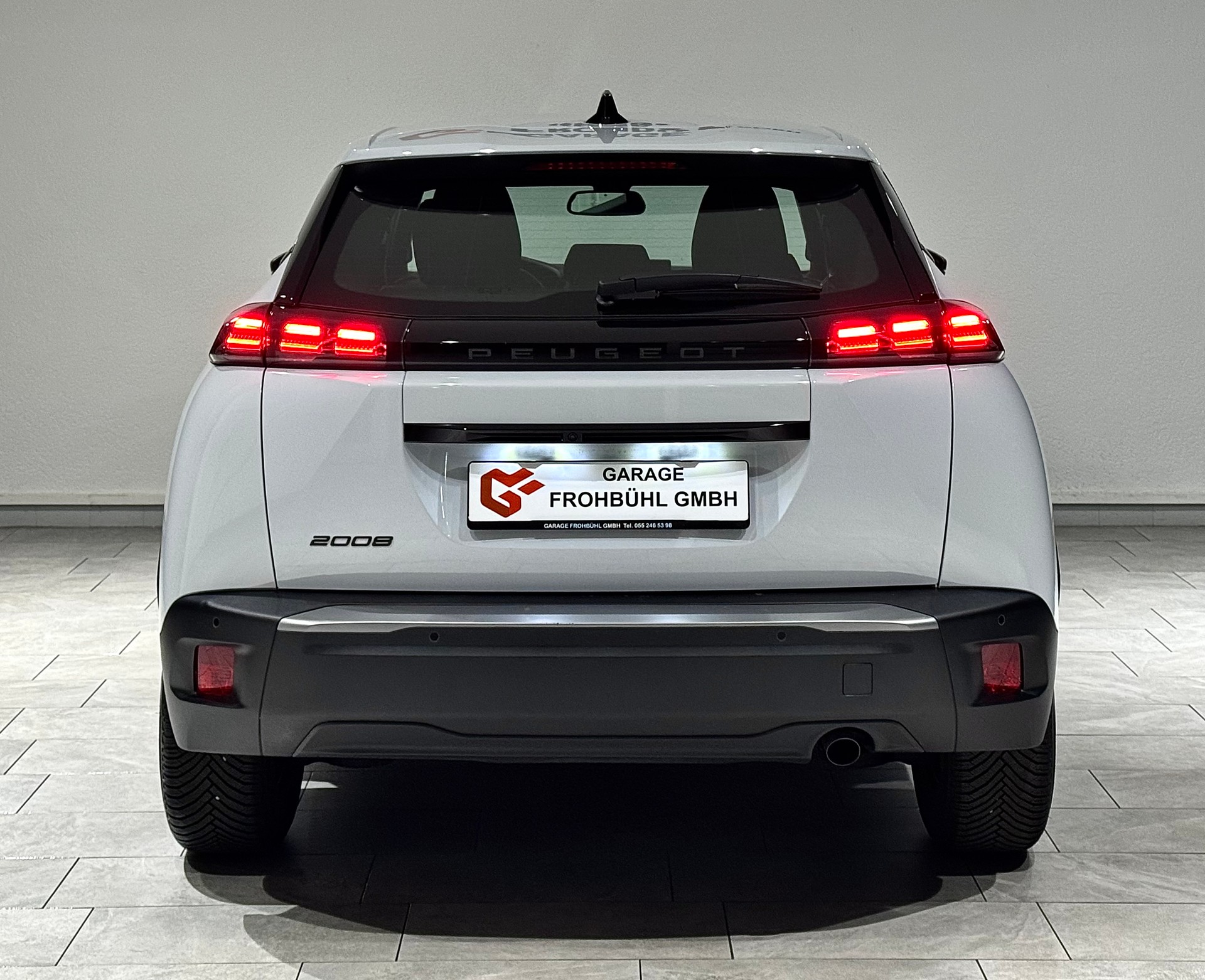 PEUGEOT 2008 1.2 PureTech Active Pack | CH | 1.Hand |-image-5