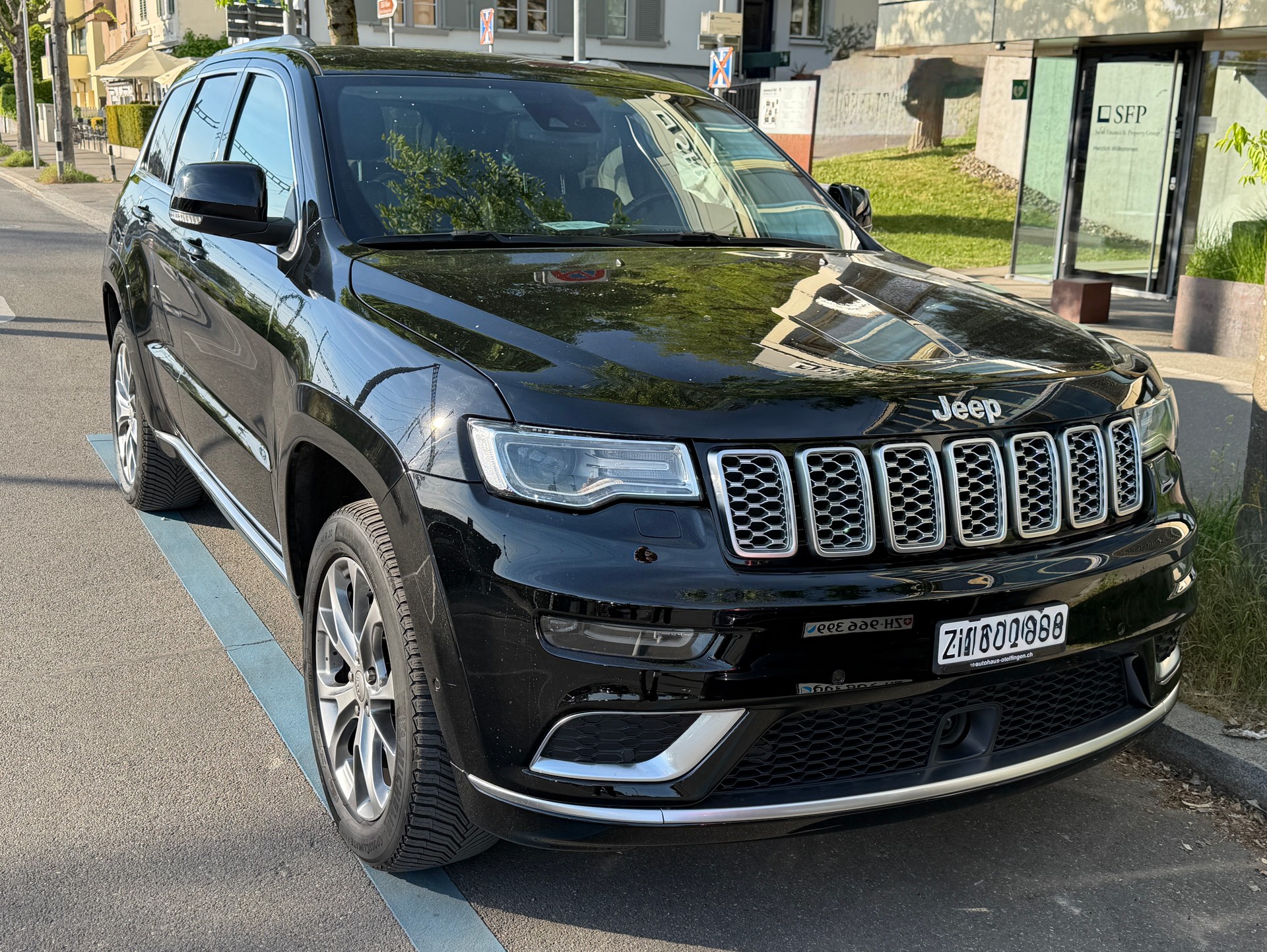 JEEP Grand Cherokee 3.0 CRD Summit Automatic-image-0