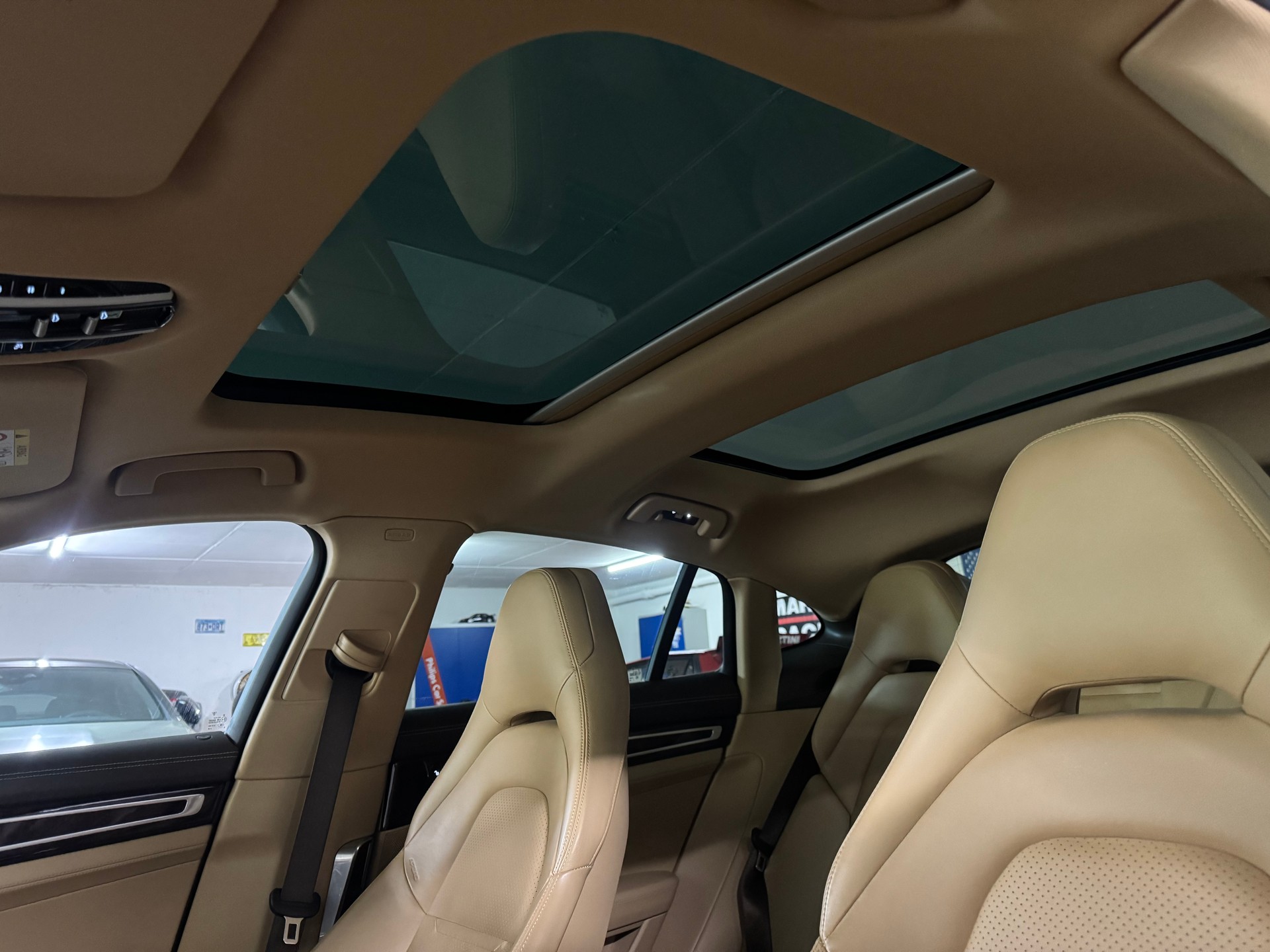 PORSCHE Panamera 4S PDK CH-Fahrzeug-image-11