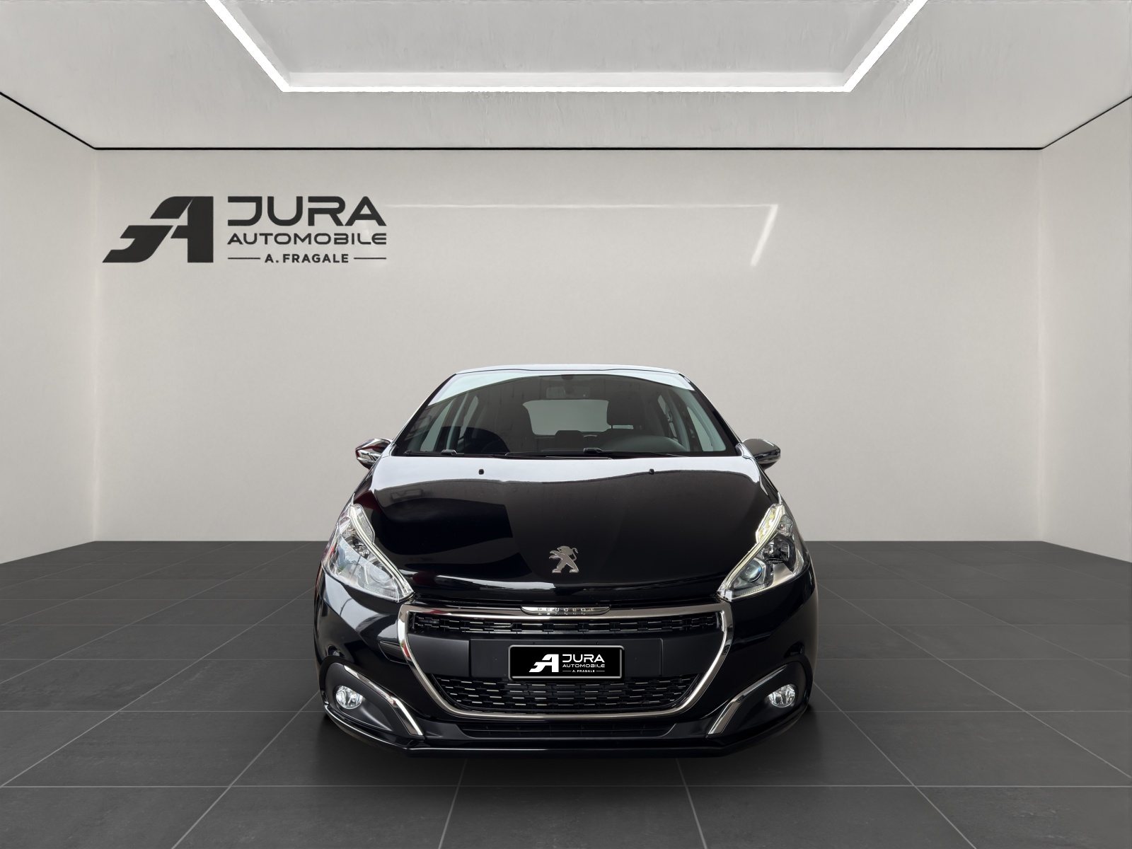 PEUGEOT 208 1.2 PureTech Urban S. EGS S/S-image-2