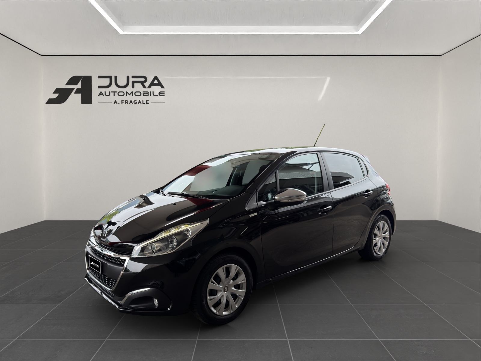 PEUGEOT 208 1.2 PureTech Urban S. EGS S/S-image-1