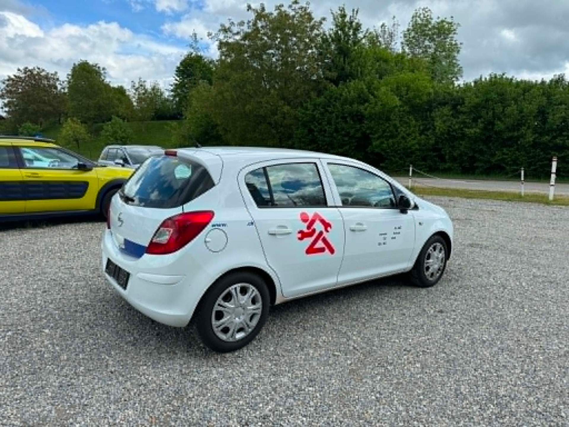 OPEL Corsa 1.4 TP Color Edition Automatic-image-5
