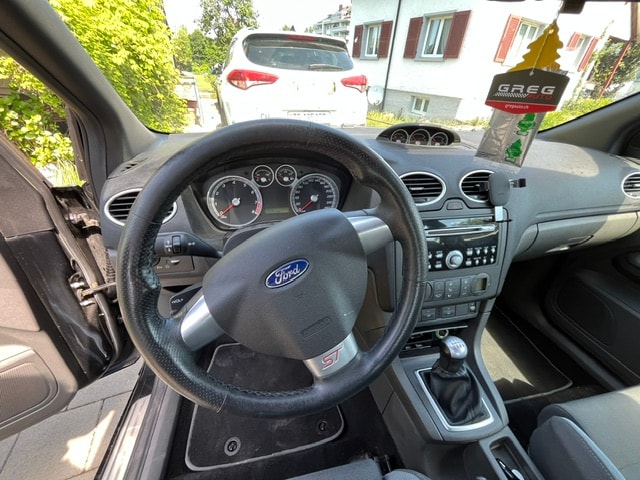 FORD Focus 2.5i 20V ST-image-5