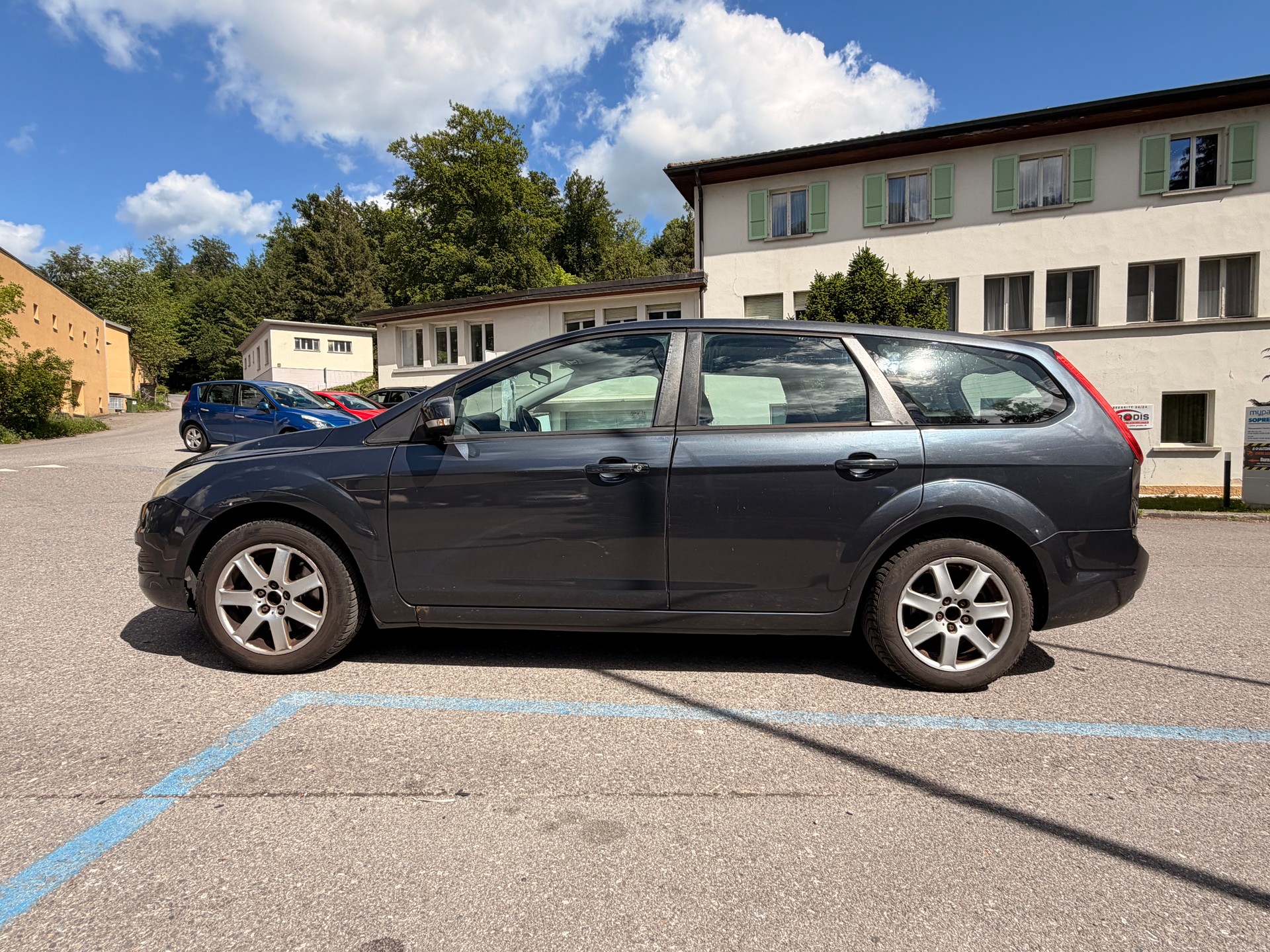 FORD Focus 2.0i Carving Automatic-showroom-element-3