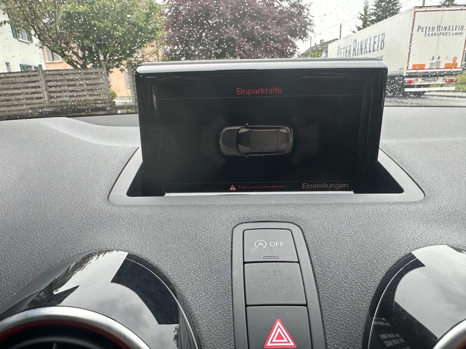 AUDI S1 2.0 TFSI quattro-image-11