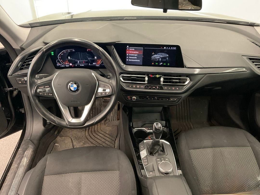 BMW 218d Gran Coupé-image-5