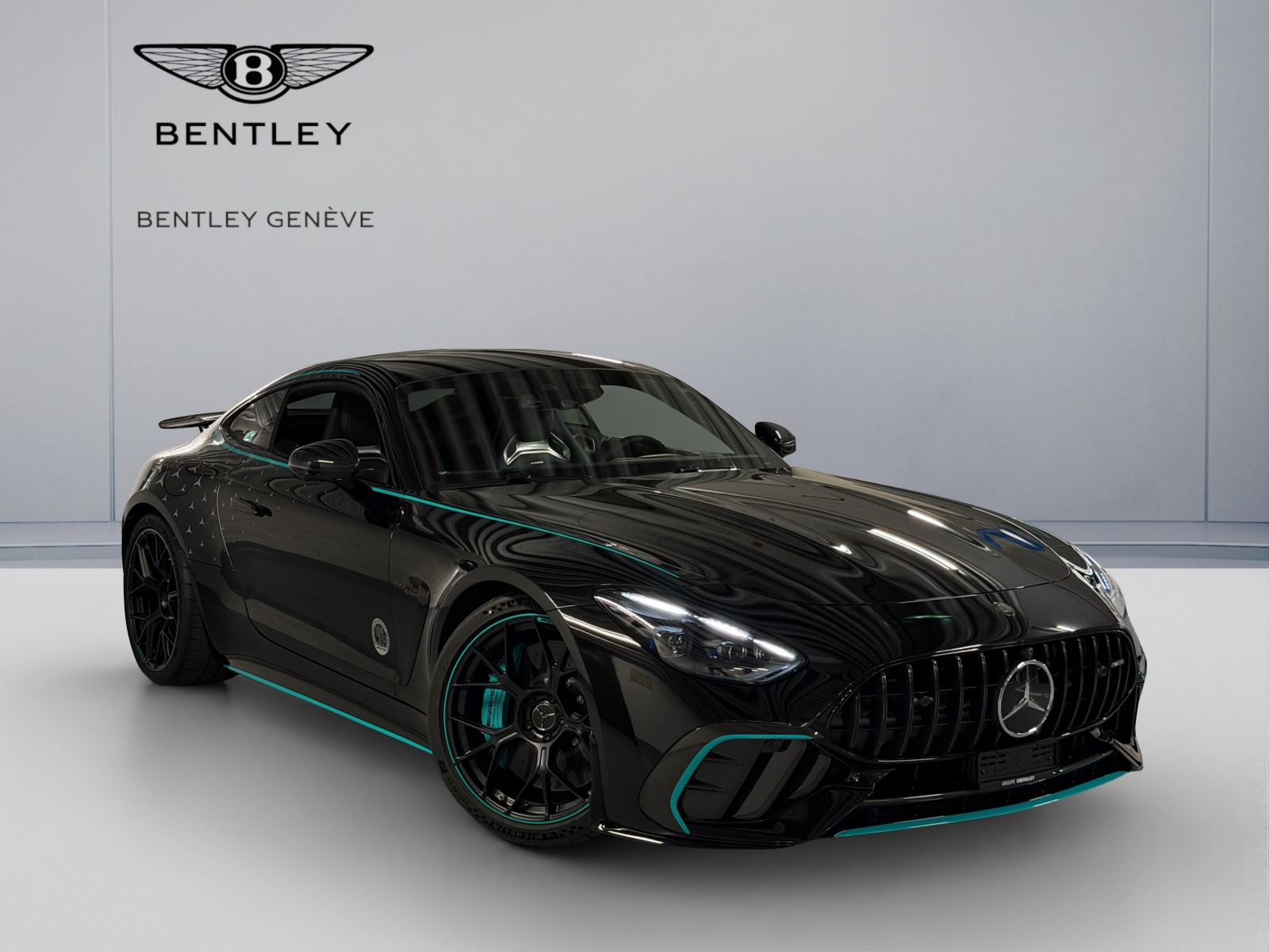 MERCEDES-BENZ AMG GT 63 PRO 4MATIC+ "Motorsport Collectors Edition" 1 of 200-showroom-element-2