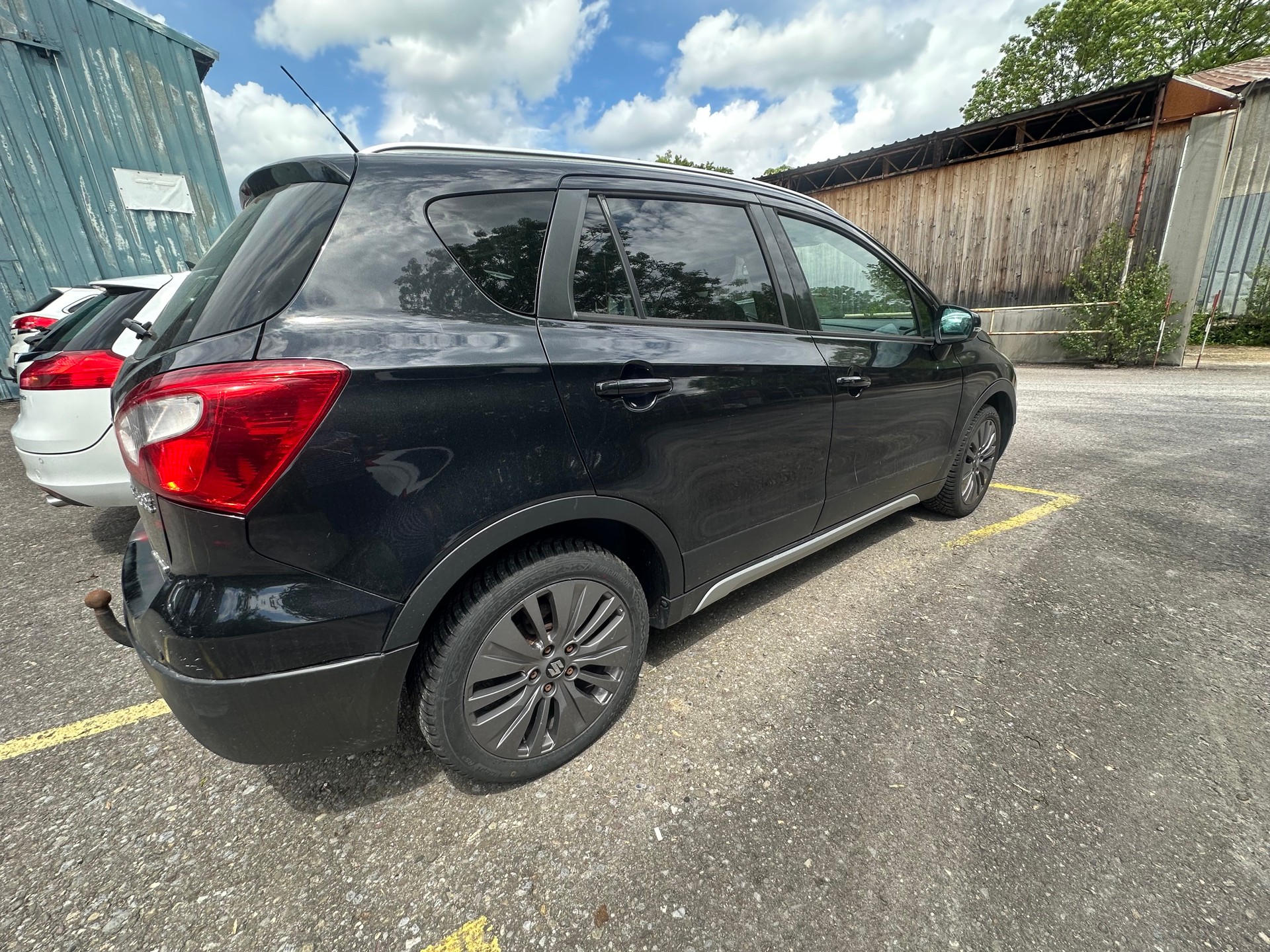 SUZUKI SX4 S-Cross 1.6 16V Compact Top 4WD CVT7-image-3