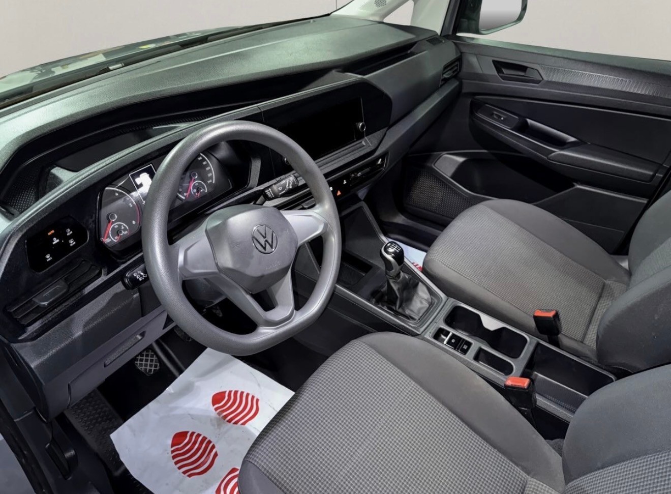 VW Caddy Cargo 1.5 TSI Entry-image-7