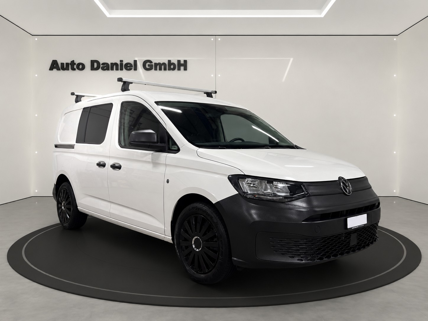 VW Caddy Cargo 1.5 TSI Entry-image-2