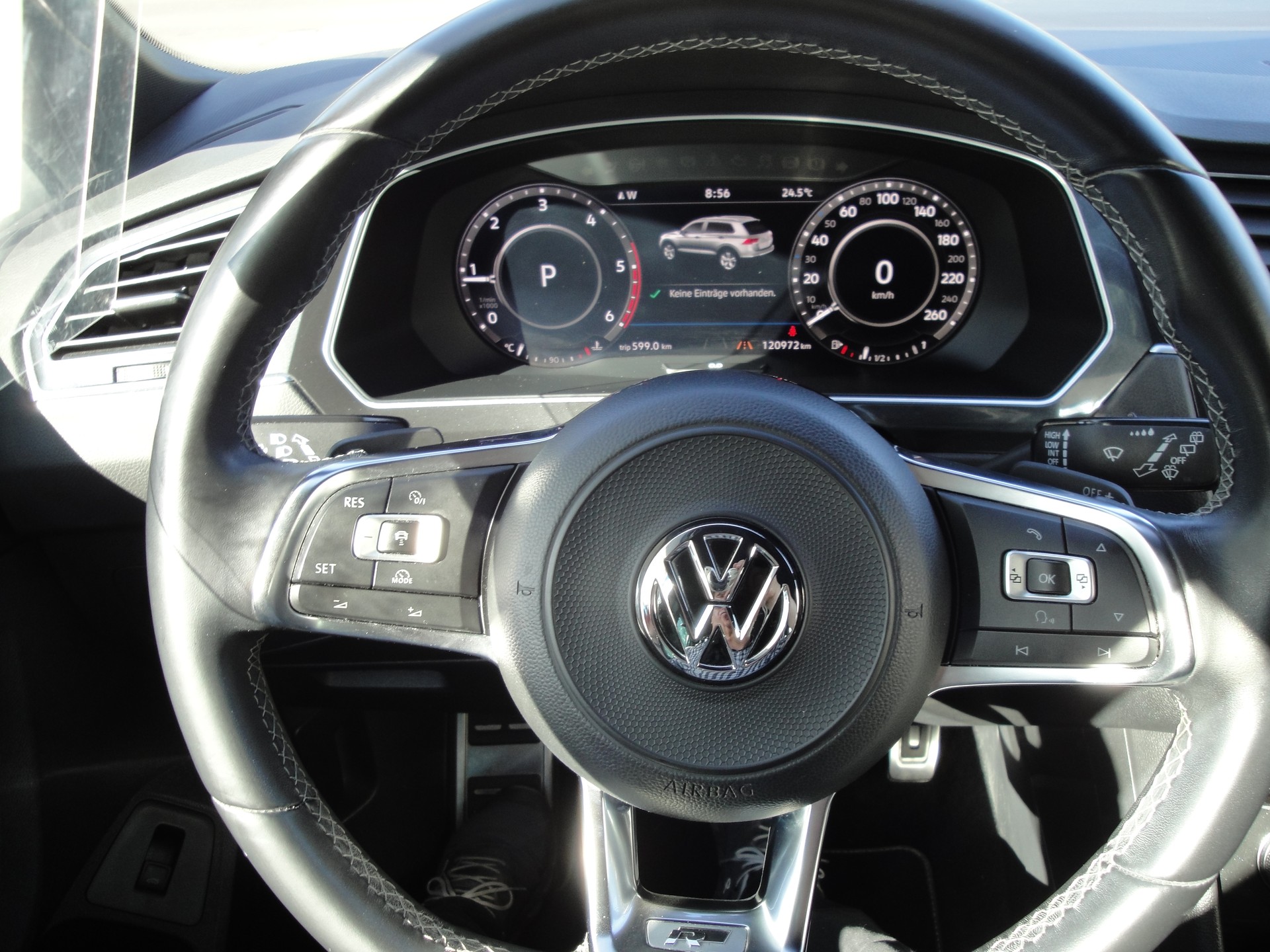 VW Tiguan 2.0TDI High 4M-image-1