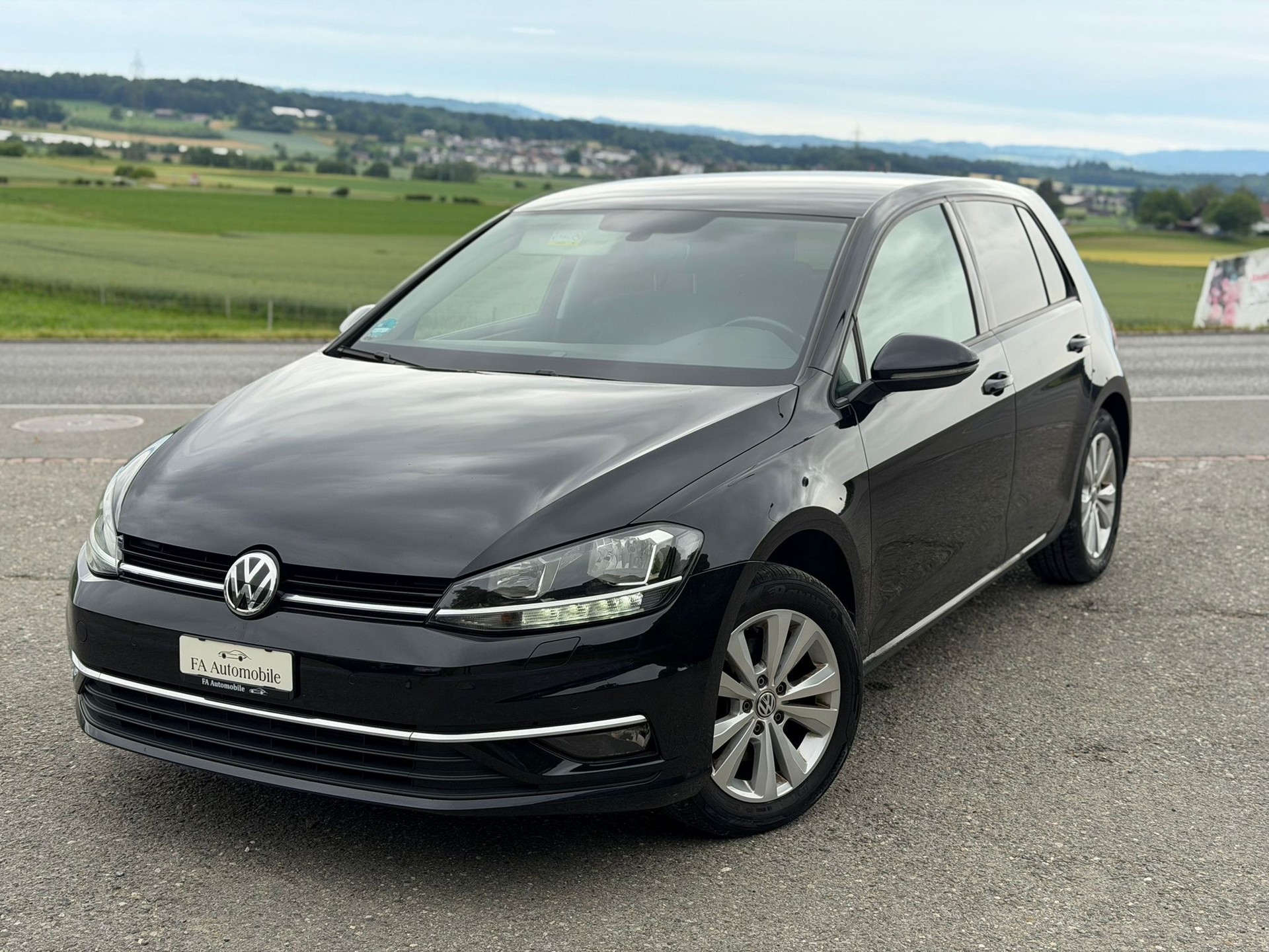 VW Golf 2.0 TDI Comfortline DSG-image-0