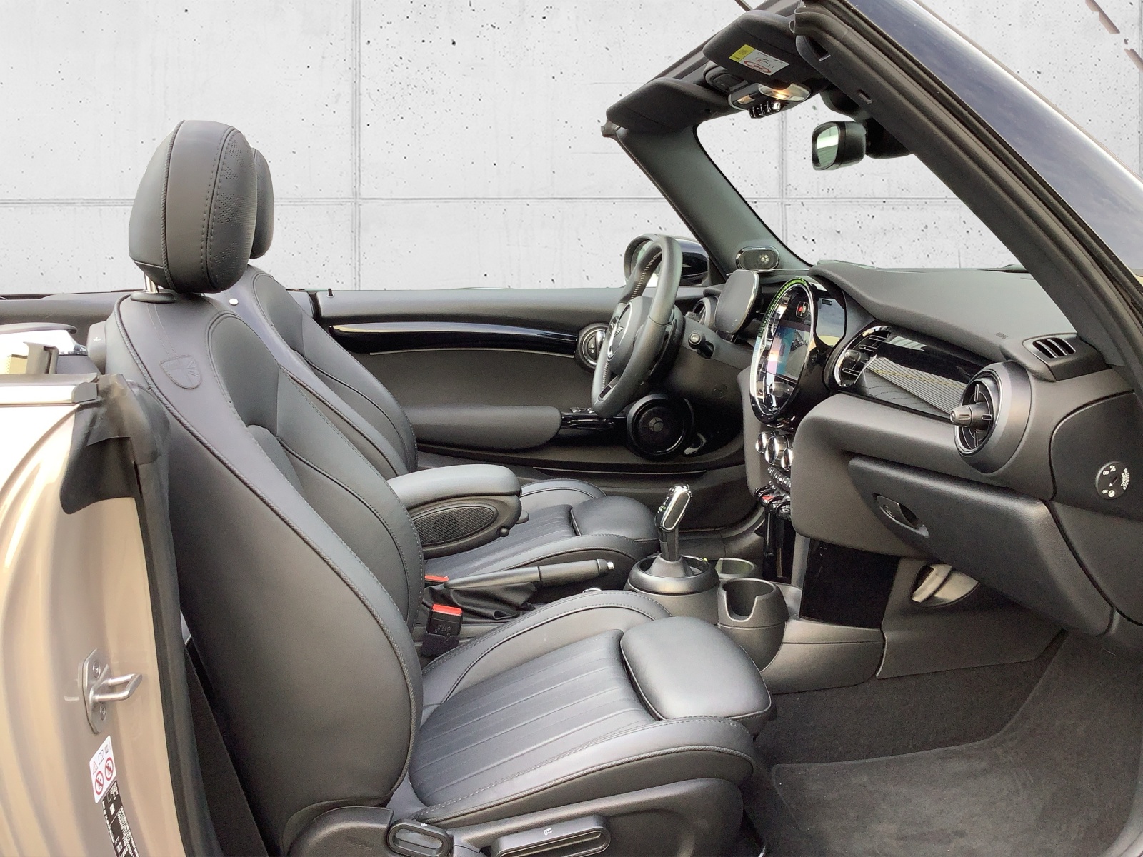 MINI Cooper S Cabr Side Ed DKG-image-17