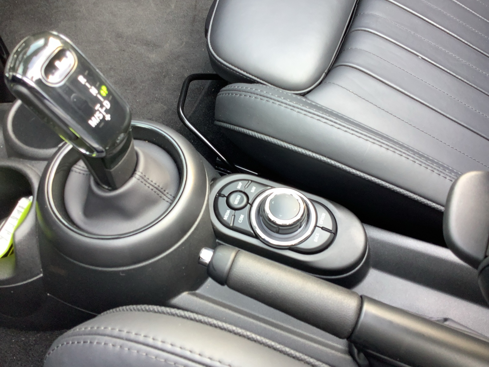 MINI Cooper S Cabr Side Ed DKG-image-19