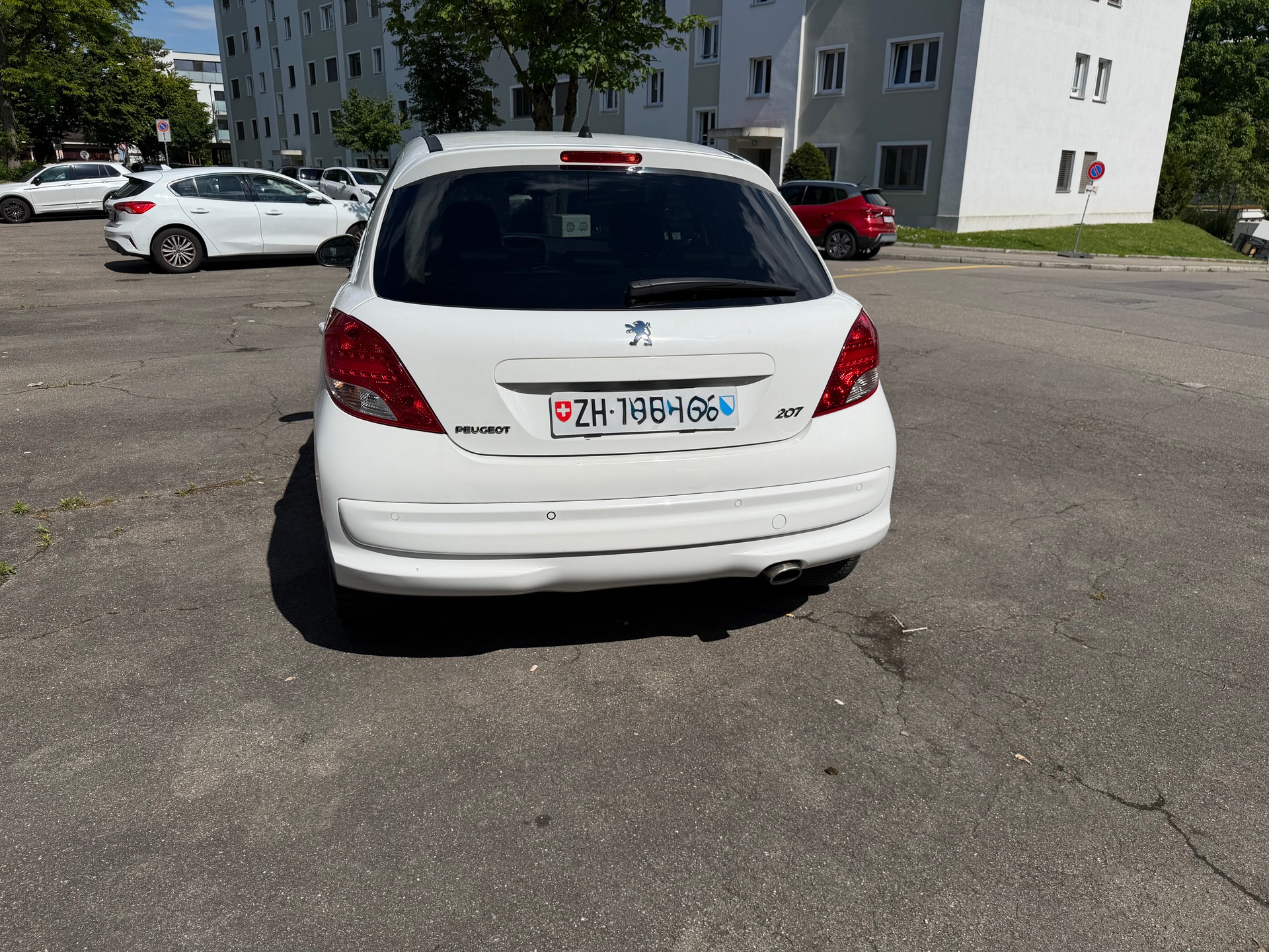 PEUGEOT 1.6 16V Allure-image-2