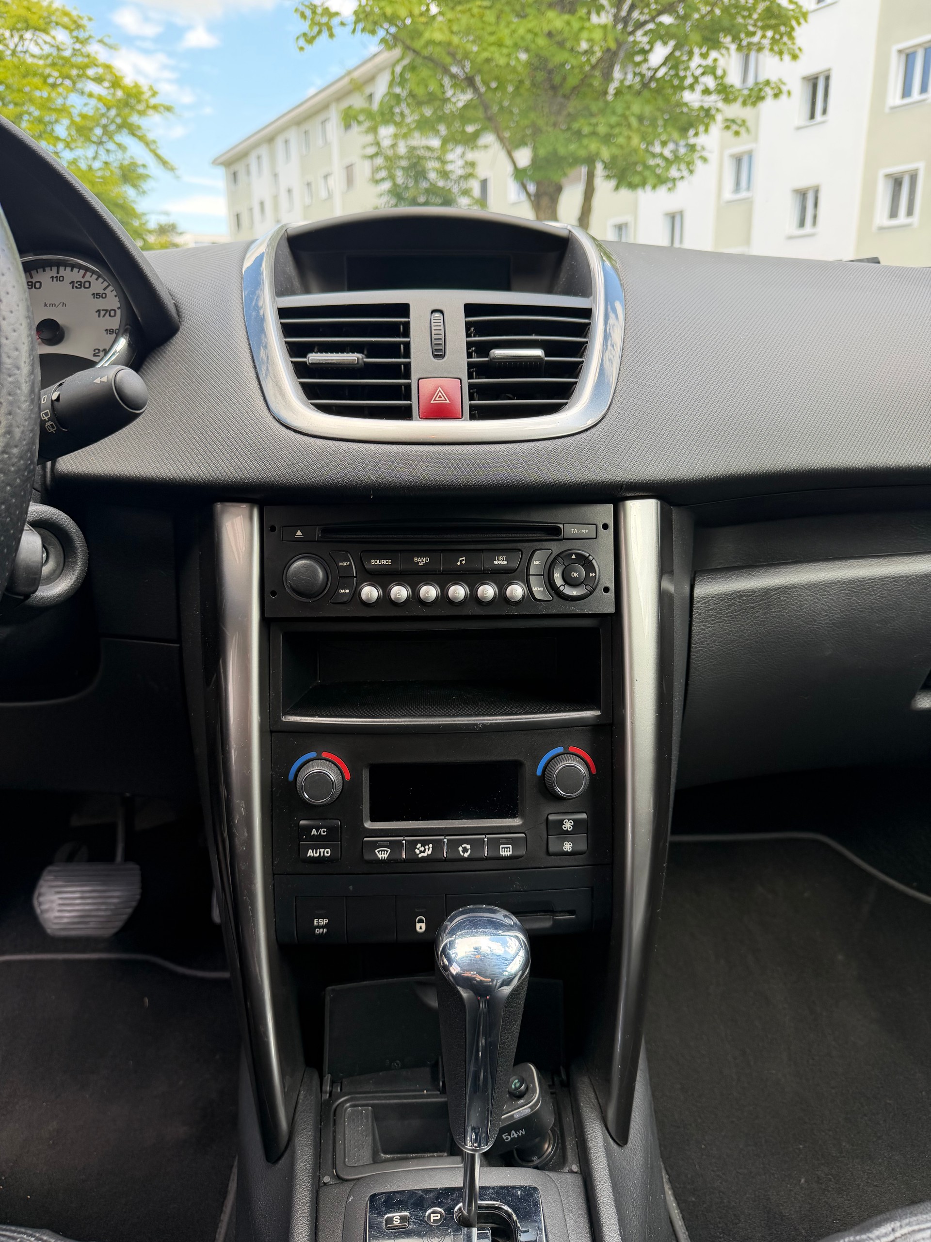 PEUGEOT 1.6 16V Allure-image-5